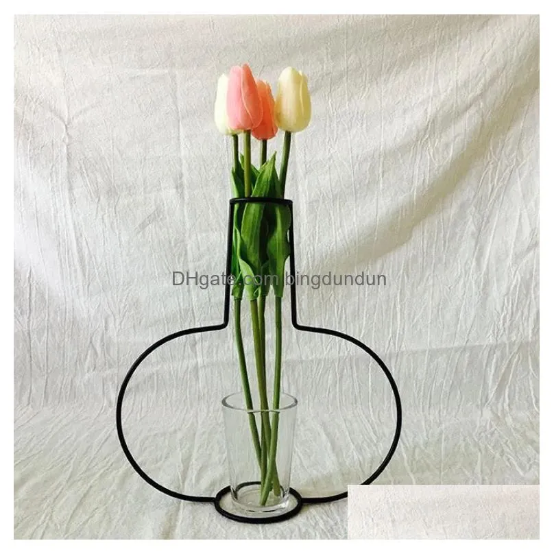 Vase New Style Retro Iron Line Flowers Vase Metal Plant Holder Modern Solid Home Decor Nordic Styles Vase6956064ドロップデリバリーガーデンDHKKQ