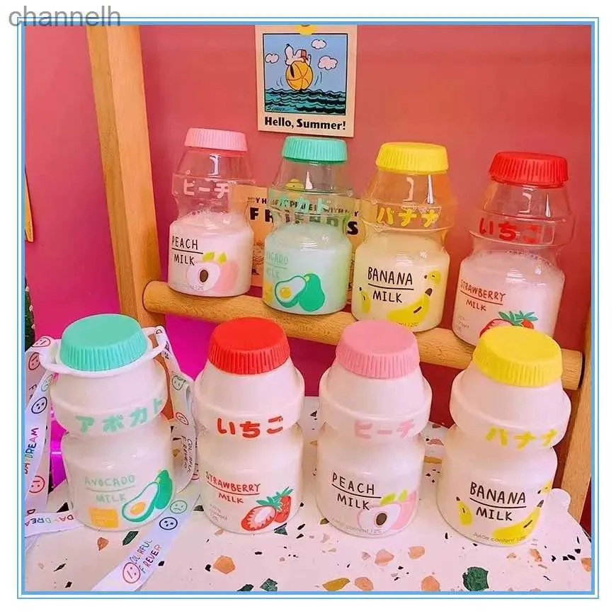 Bouteilles d'eau 450 ml yaourt bouteille d'eau en plastique pour les filles enfants Tour bouteille de boisson aux fruits Kawaii lait Yakult tasse tasses Anti chute tasse d'eau yq240320