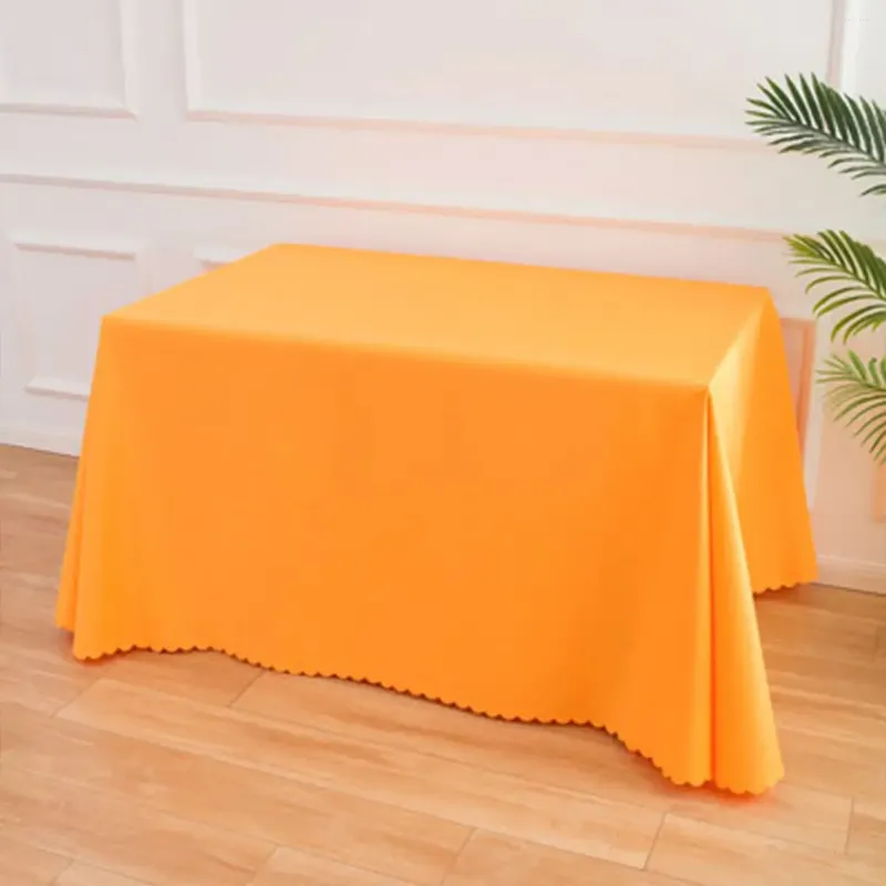 Tkanina stołowa stały kolor prostokątny deser obrusowy rozłożony na biało