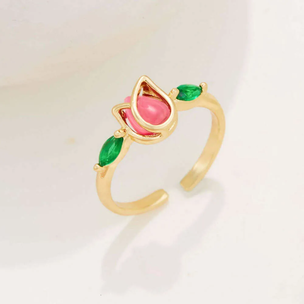 Fresh and Fashionable Natural Flower Band Ring for Women