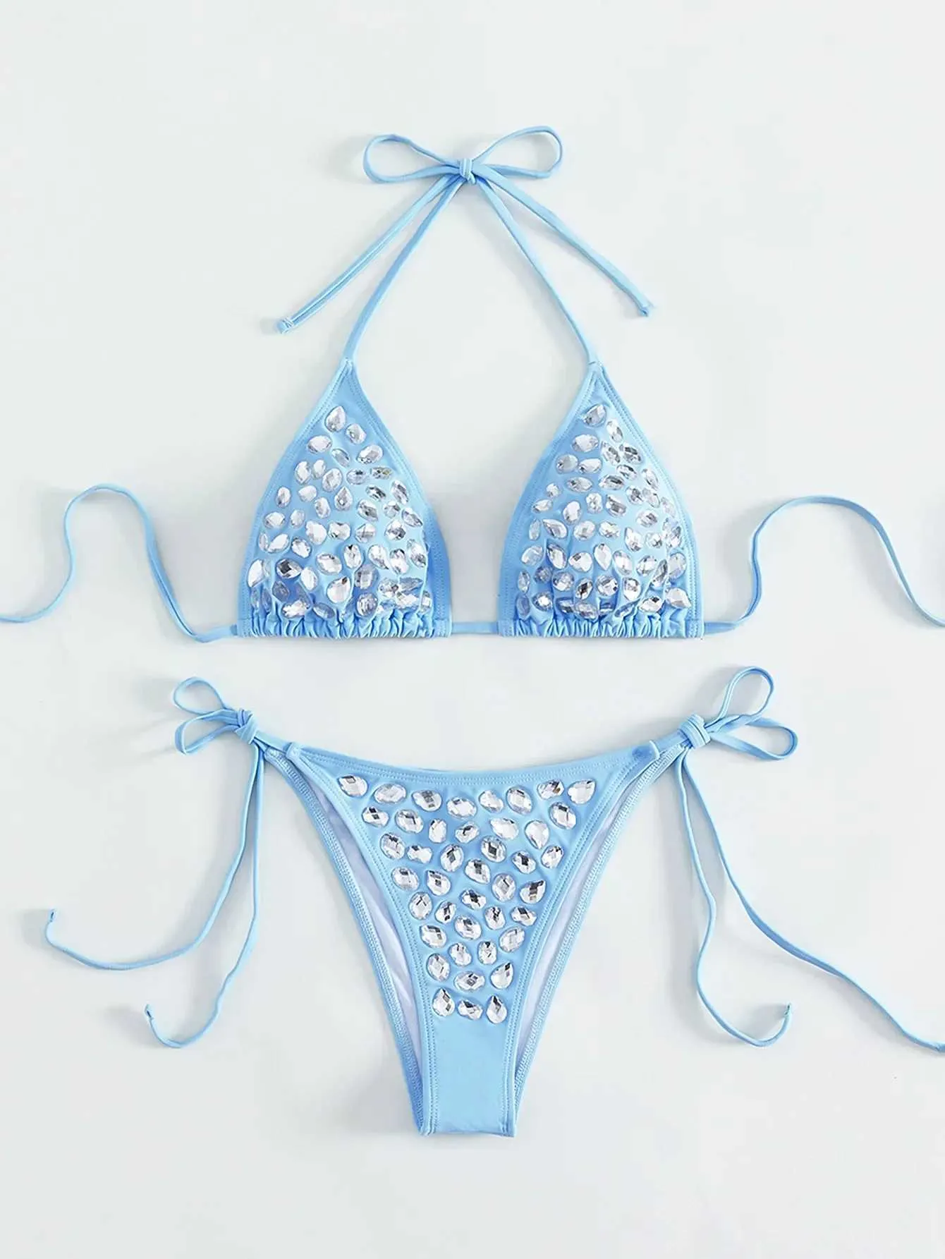 Kvinnors badkläder Kvinnor Luxury Rhinestone Swimsuit Blue Two-Piece Bikini Set Sexig V-hals Rem Swimsuit Summer Beach Suit J240319