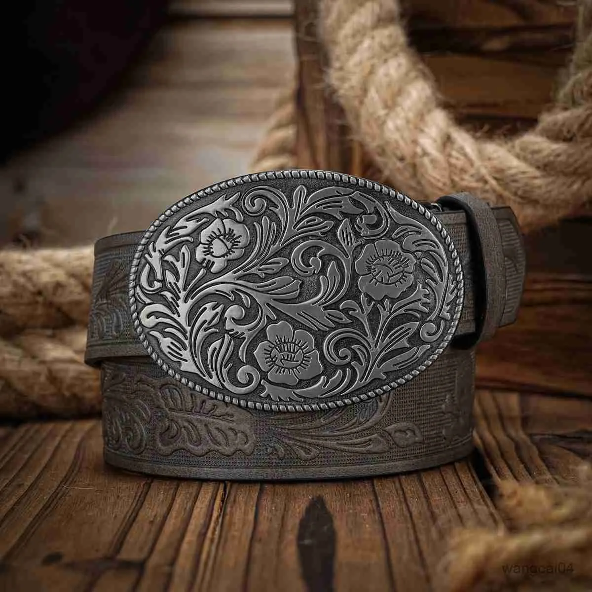 Belts Fashionable men Western style PU belt