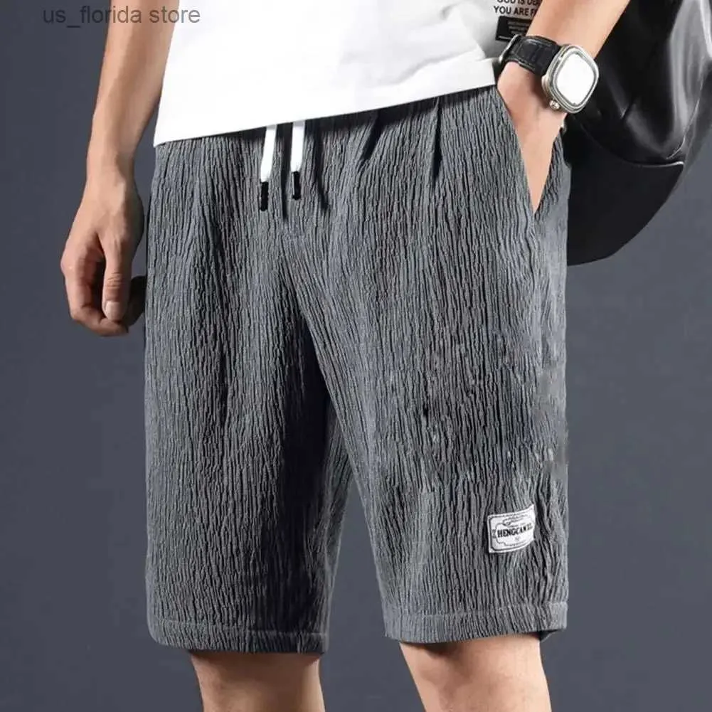 Men's Shorts Summer Ice Silk Shorts Mens Thin Outdoor Sports Pleated Pants Loose Straight Leg Fashionable Trendy Casual Beach Male Shorts Y240320