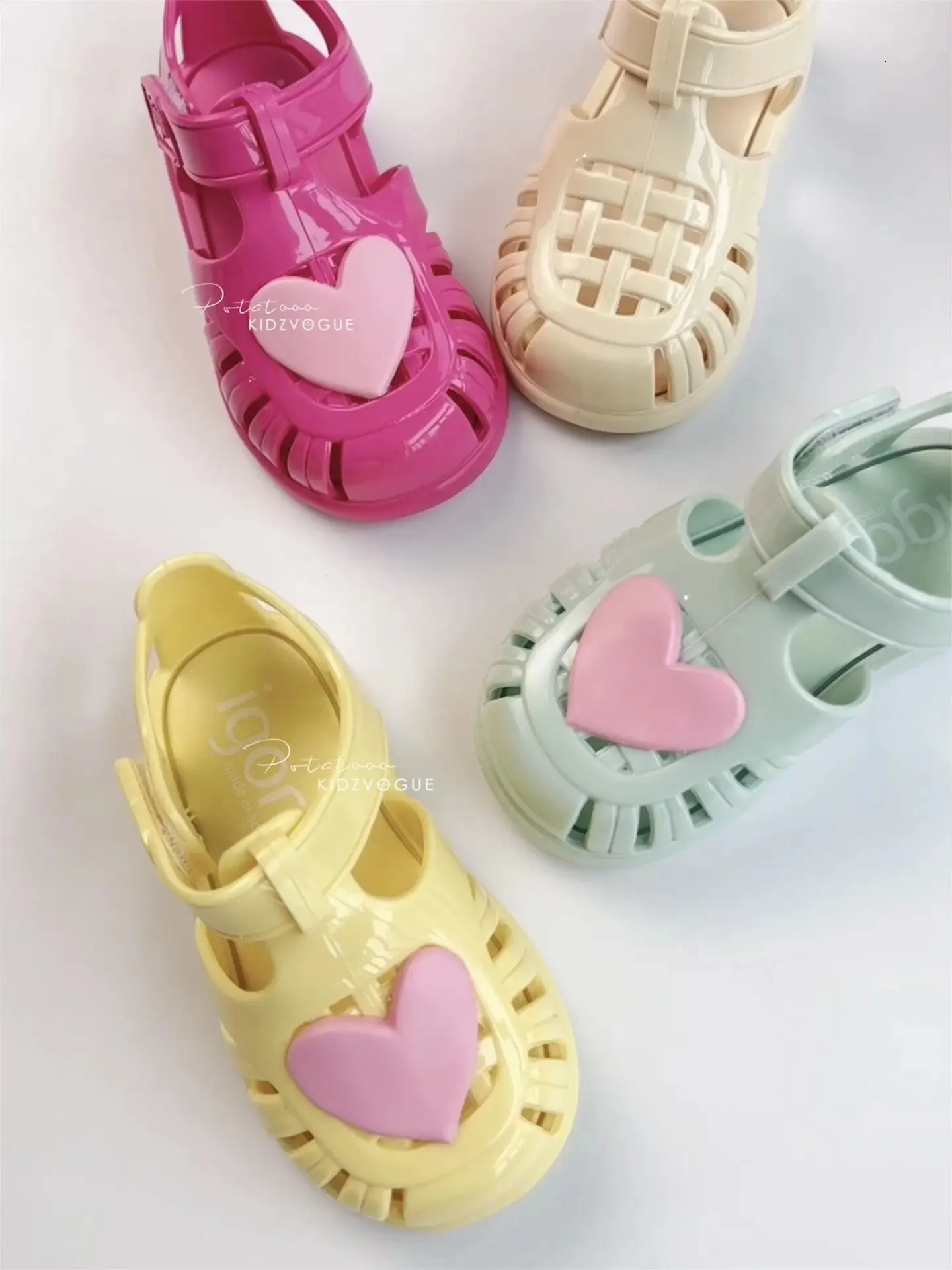 Meisje Igor Zomer Jelly Schoenen Kleine Baby Peuter Mode Liefde Hart Zachte Zool Roma Sandalen Kinderen Antislip Valentines SO135 240318