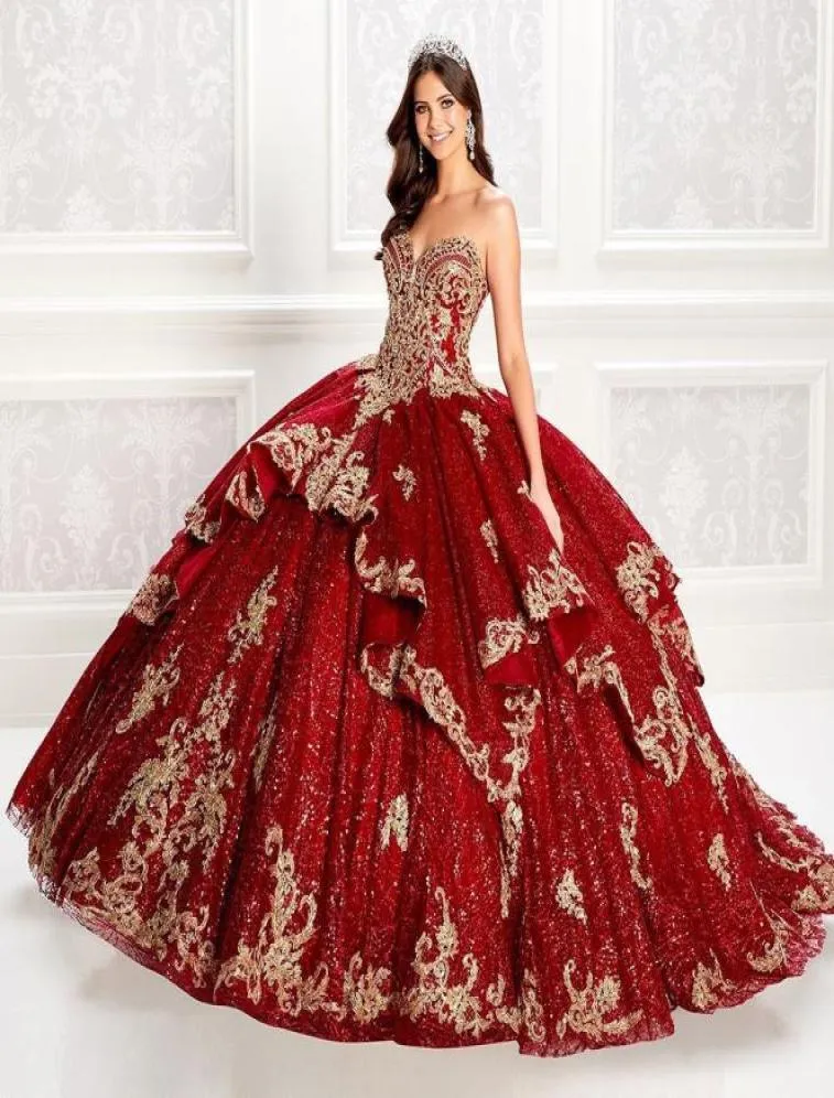 فساتين الكرة الحمراء الحمراء الحمراء quinceanera ثياب ثياب ثياب حبيبة الدانتيل الدانتيل الرموز الراقصة المسح القطار Tulle Tiered Sweet8896894