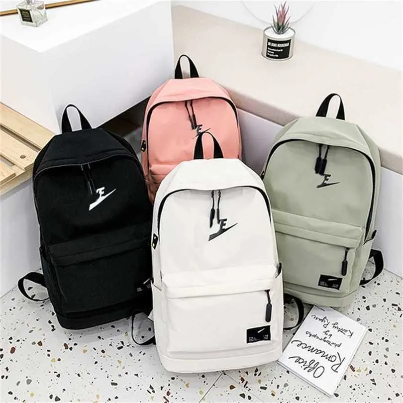 Trendy Umhängetaschen Rucksack für Men School Schüler Rucksack Trendy Brief Outdoor Reisetasche Designer Handtaschen Tasche 240311