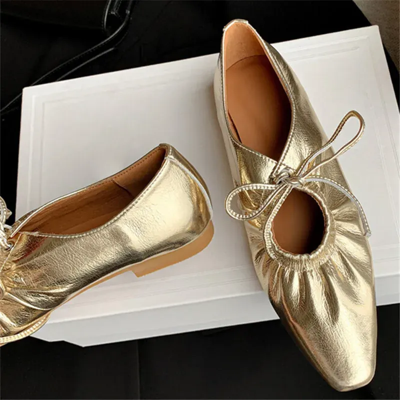 Lägenheter Leshion of Chanmeb Real Leather Flat Shoes Women Spring Elastic Pleated Laceup Bowtie Mary Janes Flats Silver Gold Shoes 3244