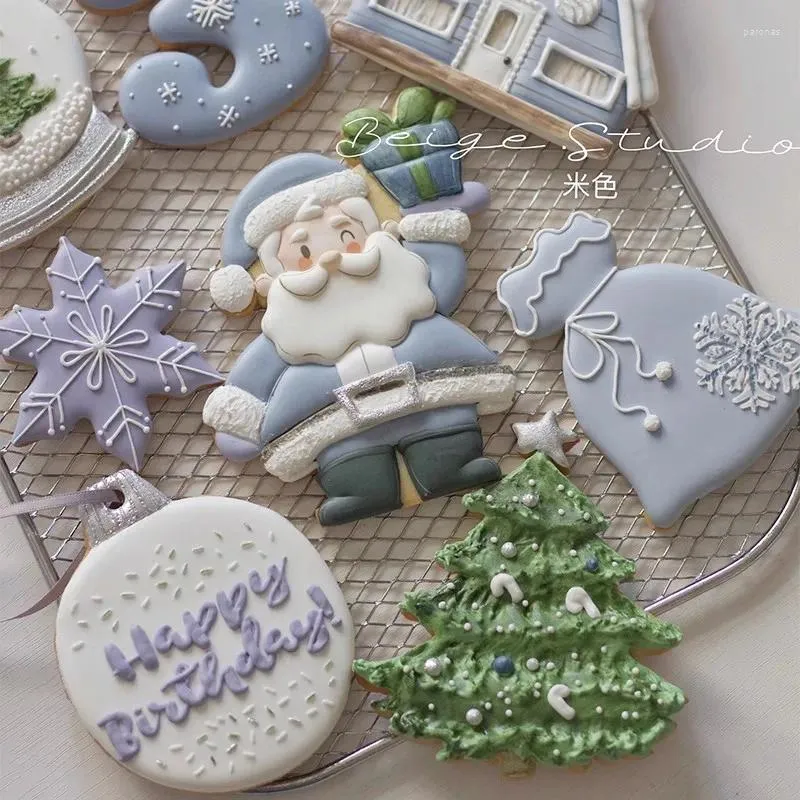 Bakvormen Kerstmis Kerstman Boomhut Sneeuwvlok Koekjesvorm Icing Geperst Vorm Koekje Stempel DIY Fondant Taartdecoraties En