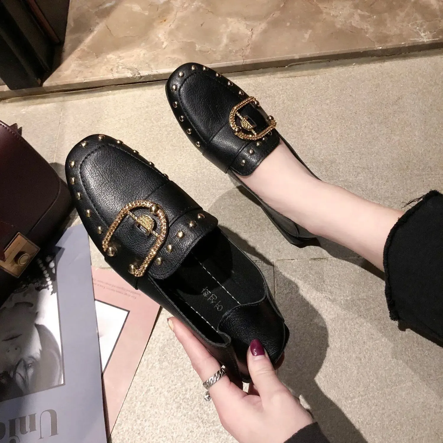 Pompe chaussures pour femmes 2023 orteils carrés dames chaussures d'été mocassins noirs avec talon basse marque de luxe élégante livraison rapide e 39 a