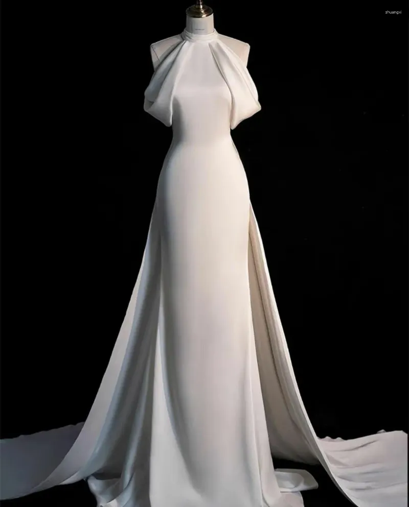Robes de soirée Vintage longue crêpe ivoire soirée avec ruban sirène licou plissé fermeture éclair dos cour train bal pour les femmes