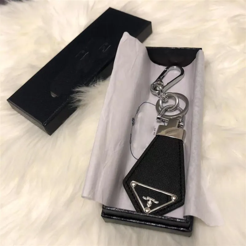Keychains Lanyards Designer Womens Luxury Leather Keyring Key in Plånbok Wrist Lanyard Car Keychains with Present Box
