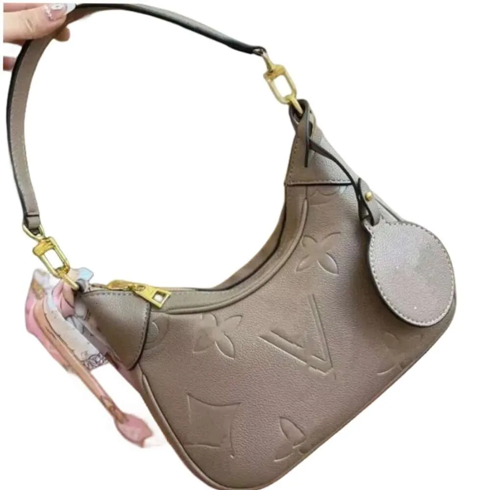 2024 Nuova borsa di design Emed Mezza Luna Borse a spalla Donna Cyme Sac Cross Body Uomo Sella Ascellare Frizione Tote Borsa in pelle Borsa Cloud Hobo Bag