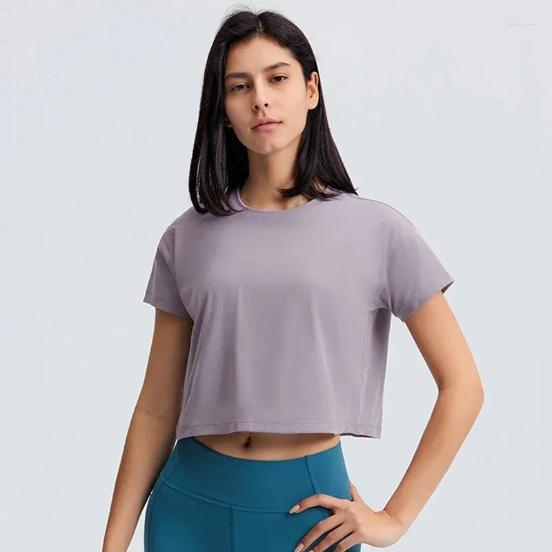 Chemises actives femmes Yoga haut ample Sport gymnase à manches courtes en cours d'exécution t-shirt séchage rapide Fitness t-shirts jure femme vêtements