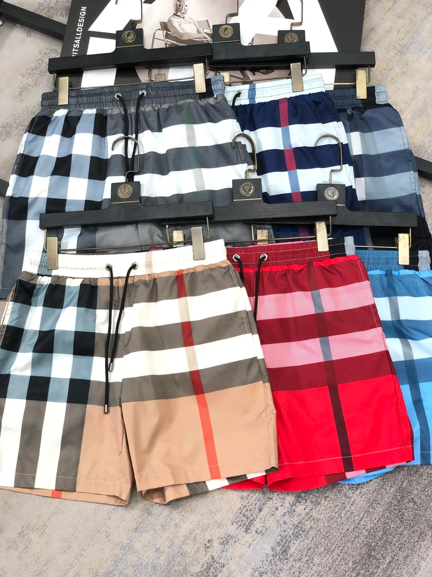 Designer Men's Fashion Shorts Plaid Stripes Europeiska och amerikanska märken Multipla stilar Luxury Fashion Casual Swimming Quick-Torking Swimsuit Board Beach Shorts R5