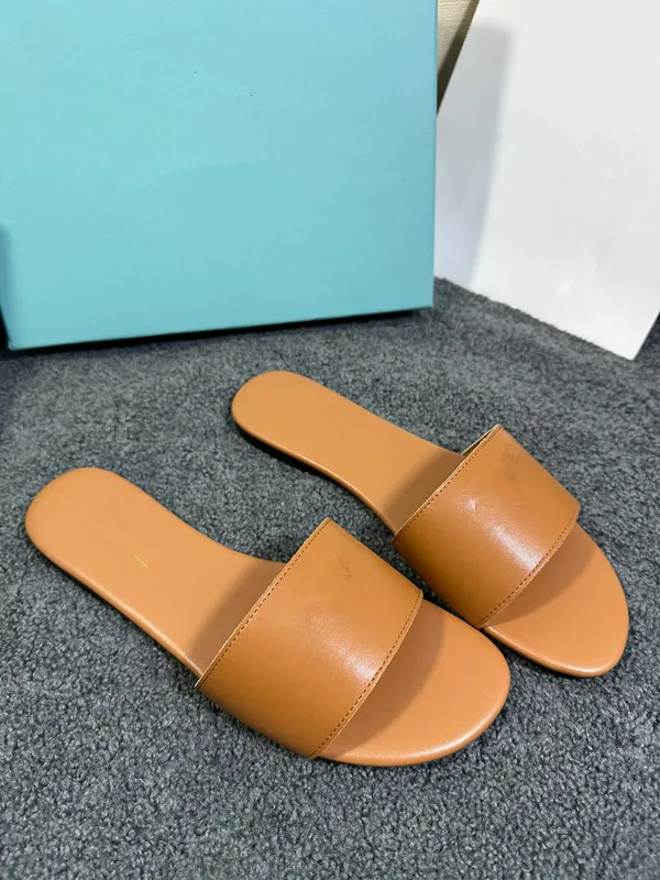 Klassisk designer Womens Sandals Mens tofflor Summer Slide Flip Flops Luxury Flat Tjock Bottom Embroidered Printed Jelly Rubber Leather Women Dress Shoes 0316
