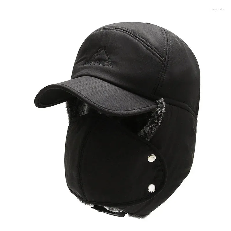 Bérets K242 Chapeau d'hiver Lei Feng Casquettes élégantes pour hommes Protection des oreilles chaudes Casquette de baseball pilote coupe-vent