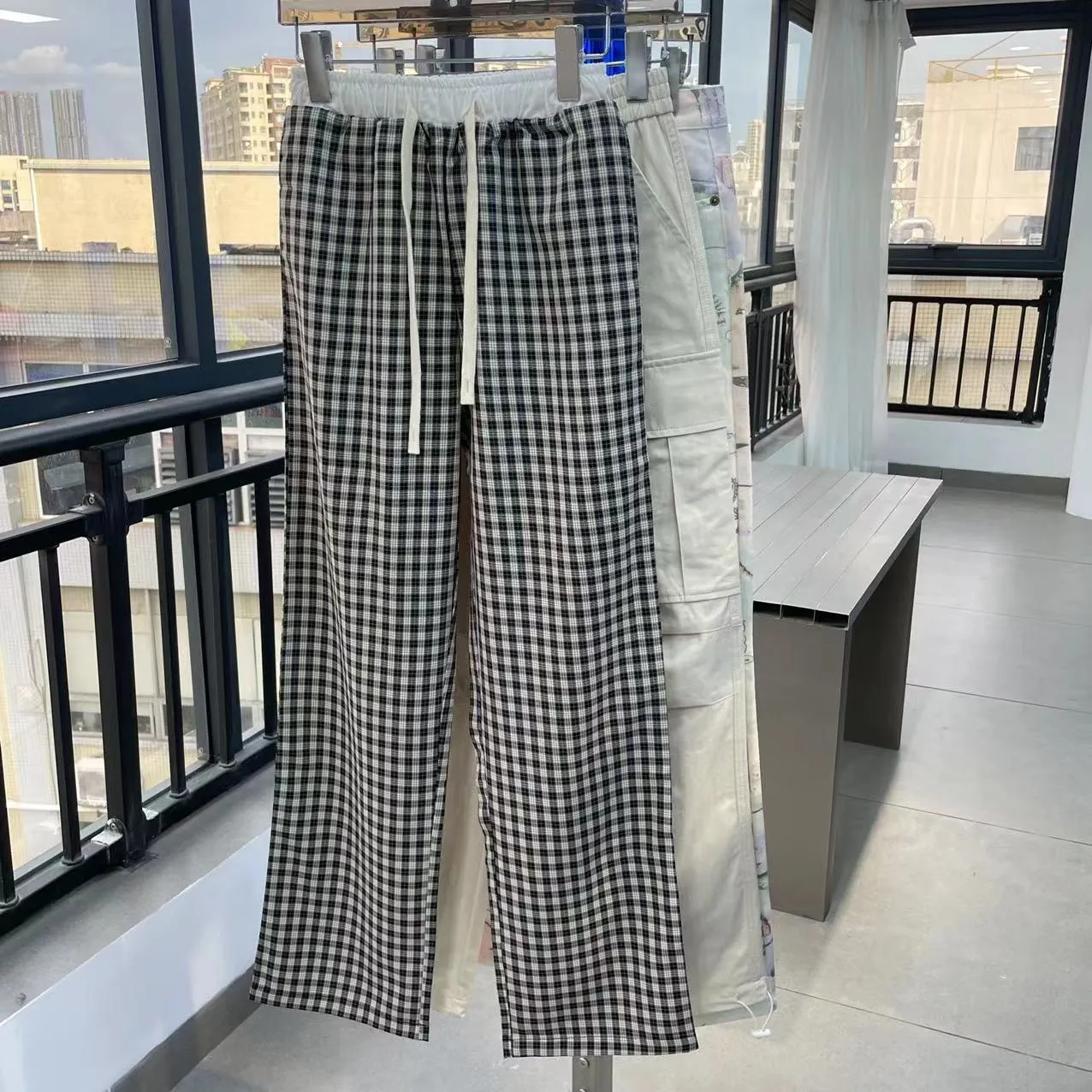 Women's niche plaid wide leg pants with loose drape and floor dragging pants