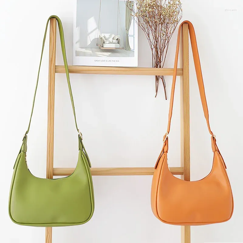 Fourre-tout qualité cuir artificiel Hobo sac à main adolescent été marée Pu couleur bonbon sacs à bandoulière femme mignon petit sac à bandoulière