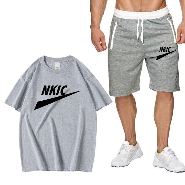 100% Katoen Merk Shorts Sets Man Sportpakken Heren Grijze T-shirts Shorts Heren Sportkleding Tweedelige set Pakken Streetwear Zomeroutfits herenkleding