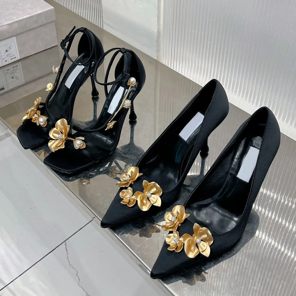 Novas flores de metal cetim salto agulha sandália tira no tornozelo orquídea flor decoração série sandálias pérola designer de luxo feminino vestido de festa sapatos tamanho 35-40 com caixa