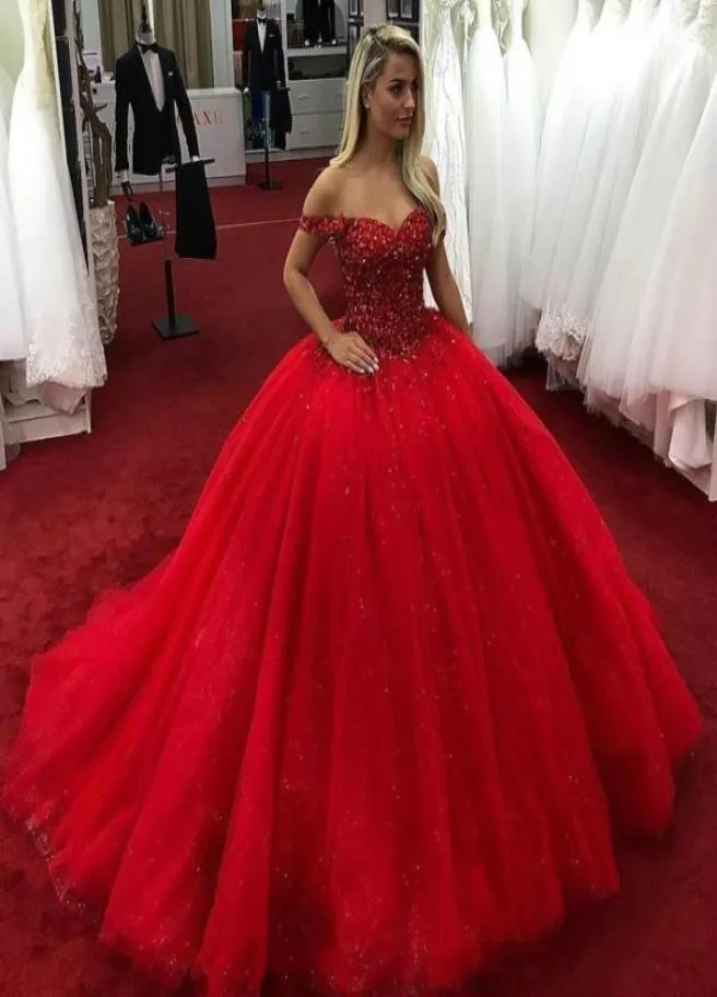 Bling Bling Off spalla Sweet 16 Abiti Quinceanera Perline con cappuccio in cristallo senza maniche Ragazza Prom Party Dress Abiti lunghi formali4836068