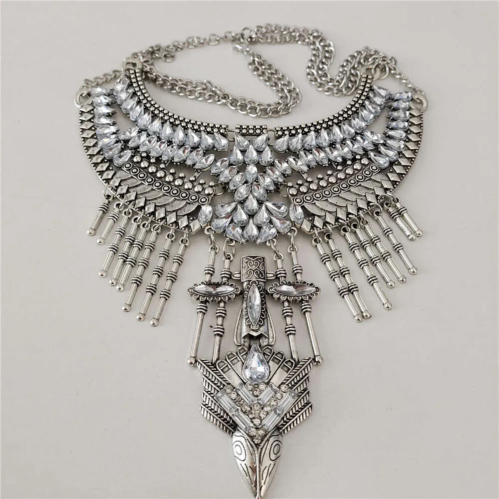 2024 Nieuwe Indiase Vintage Verklaring Metalen Oorbellen Vrouwen Sieraden Sets Mode Boho Etnische Retro Grote Choker Ketting