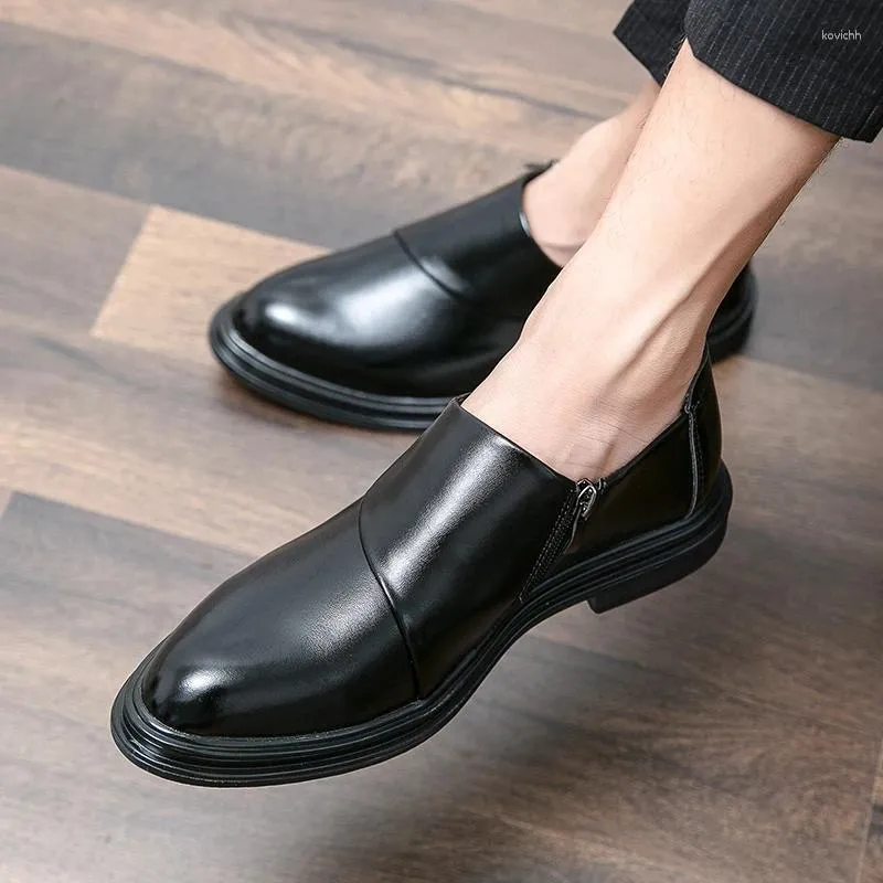 Chaussures décontractées en cuir à bout pointu pour hommes, chaussures décontractées, à la mode, avec fermeture éclair latérale, assorties avec tout, chaussures d'affaires confortables, 2024