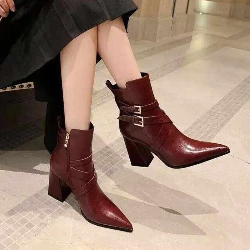 Boots Brand Chelsea Boots 2023 Winter Women's Ankle Boots Double Buckle Zip Women Shoes Sexig Pointed Thin High Heels Western Lady Shoe