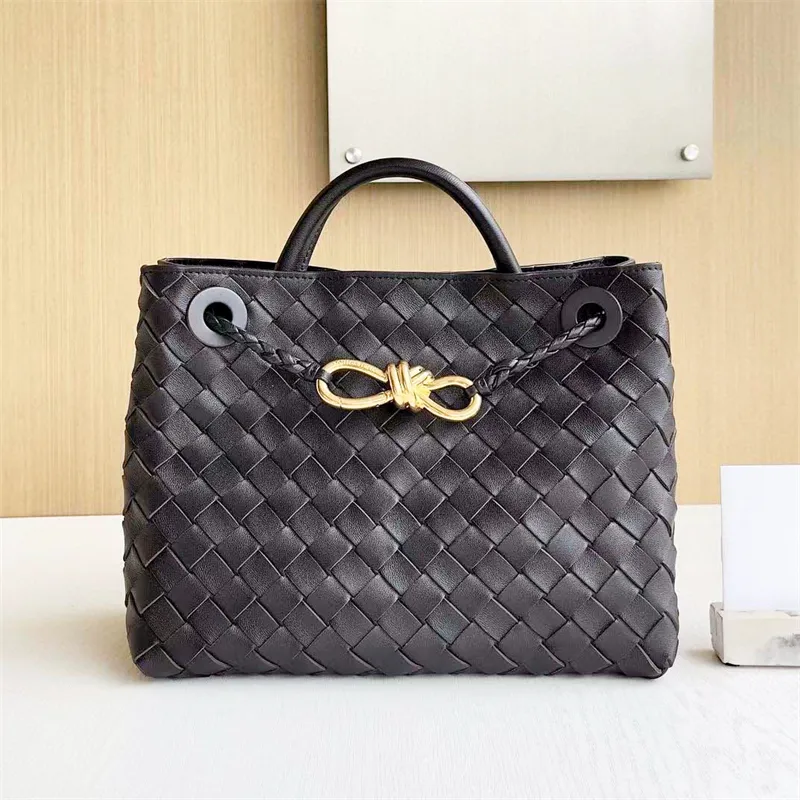 Luxury Designer bags 2sizes large summer Leather Woven clutch overnight bag Women Andiamo tote handbag weekender shop bags lady Man Shoulder pochette Crossbody bag