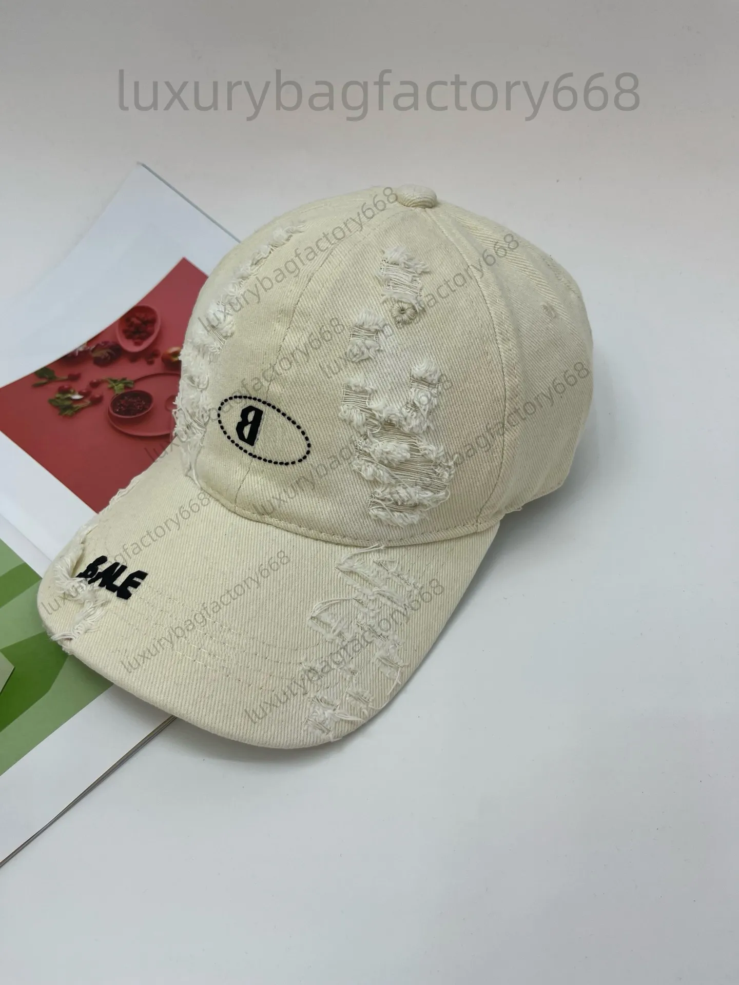 Hommes Femmes Blanc Allmatch Canard Langue Chapeau Desingers Chapeau De Luxe Lettre Casquette De Baseball Toile Coton Baseball Été Mode Street Shooting Caps Extérieur Chapeaux De Soleil