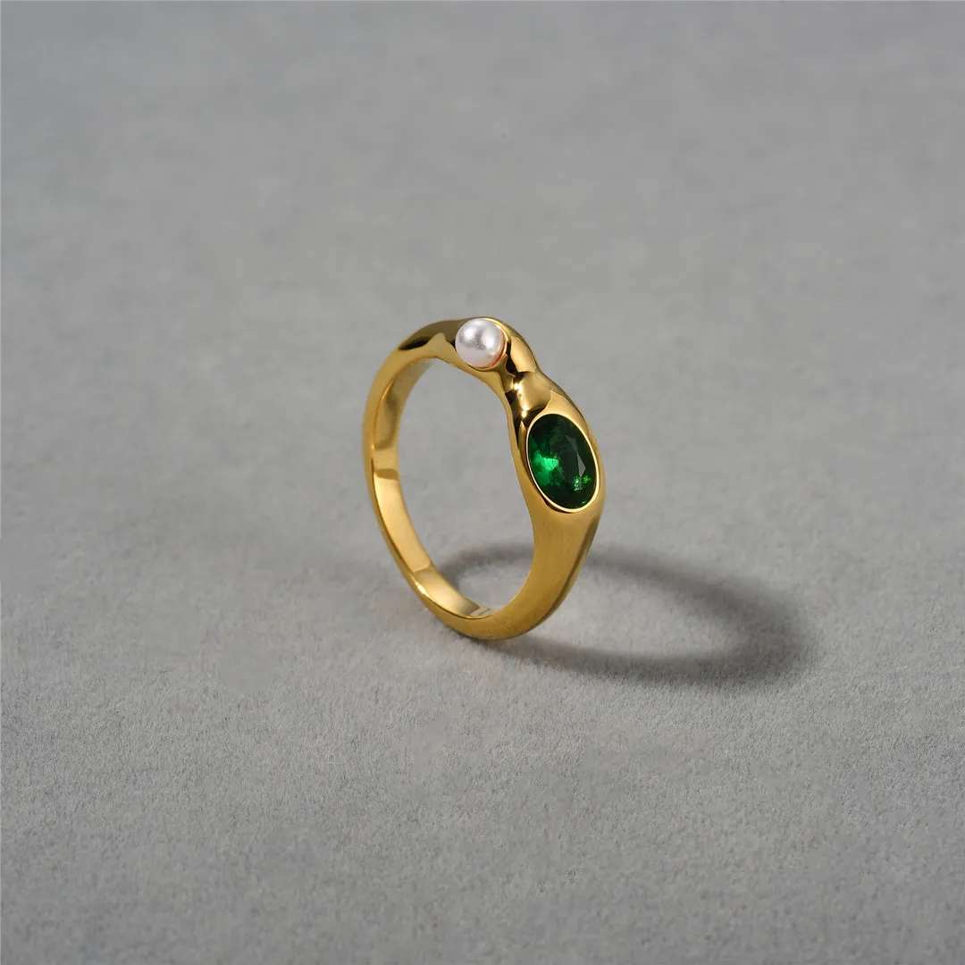 Unique and Irregular Ring with European and American Personality Copper Plated 18k True Gold Inlaid with Emerald Pearl Ring Unique Design Fashionable Commuter Ring