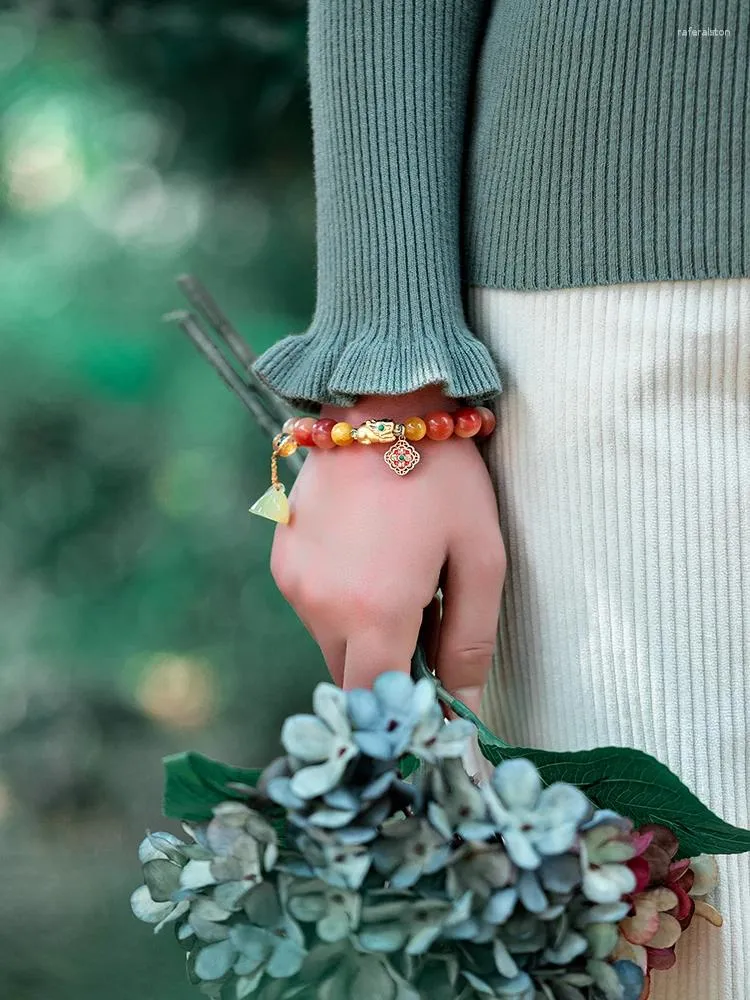 Ensemble collier et boucles d'oreilles en matériau de sang tibétain, Bracelet en os pour femme, recrutement de fleurs de pêcher, transfert de perles bouddhistes, Design de niche, littérature pour fille