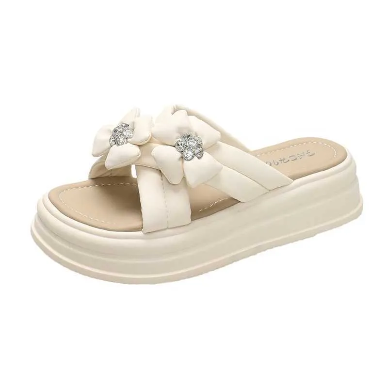 Tofflor kvinnor skor 2024 sommar nya modeblommor platt flip flops kvinnlig öppen toed klänning grunt casual rom öppen tå kvinnor01c86k h240322