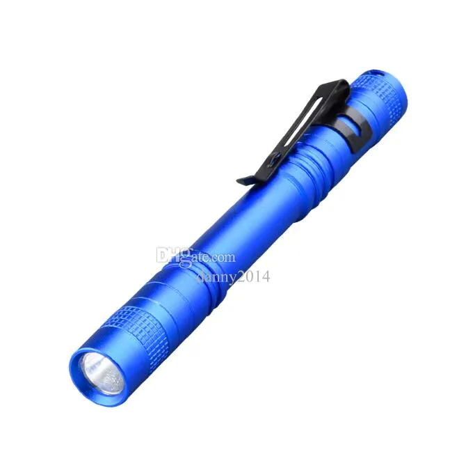 LED Pocket Pen Light ficklampa Small Mini Penlight med Clip Penholder Perfect Falllights för inspektionsarbetsreparation camping