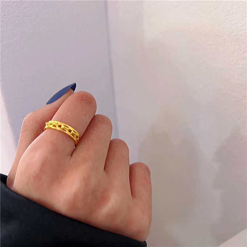 Einfacher Persönlichkeitsring für Damen mit Kreuzkette, in kleinem Design, offener Ring, vielseitiger Pendler-Fingerring