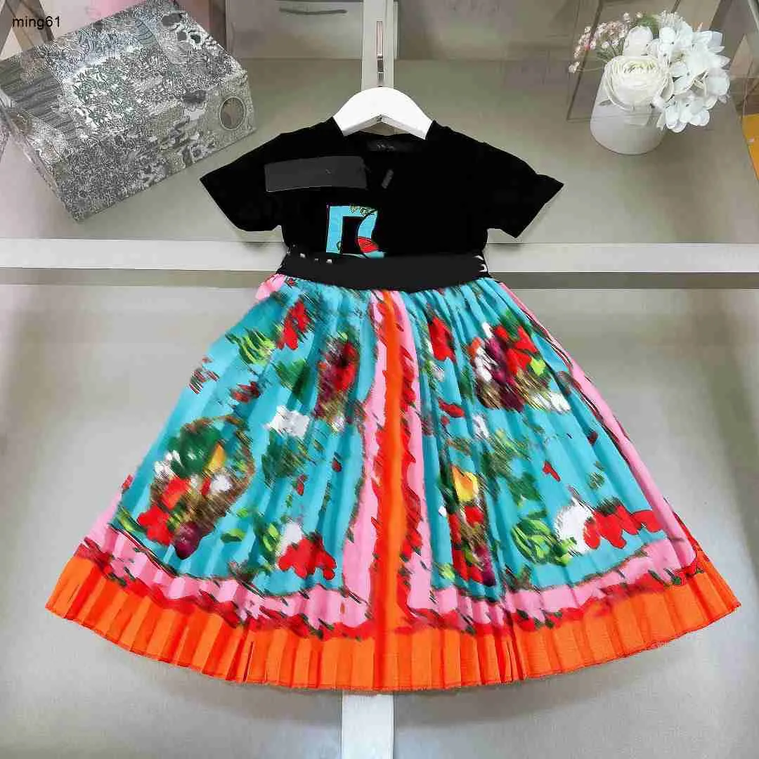 Marka ubrań dla niemowląt haftowane litery Księżniczka Dress Did Tracki Rozmiar 90-150 cm kwiat druku