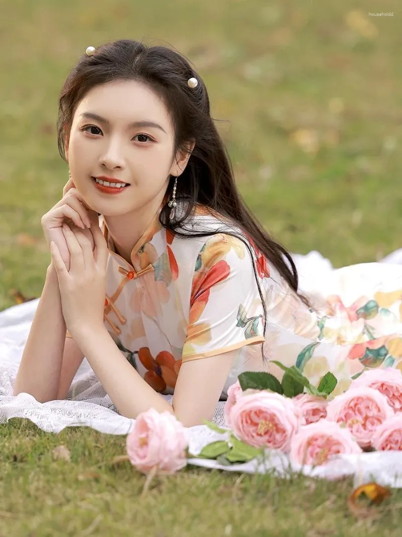 Etniska kläder Young Ancient Style High-End Cheongsam Spring and Summer Elegant Girl Short Sleeve Big Flower Everyday Dress