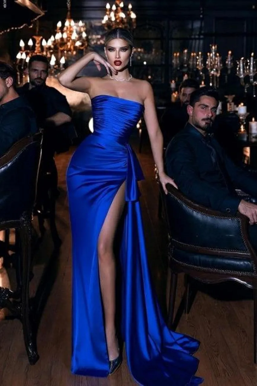 Vestidos de noite em azul royal deslumbrantes bainhas de sereia sexy falhas sem alças festas formais vestidos de baile de formatura BC11766