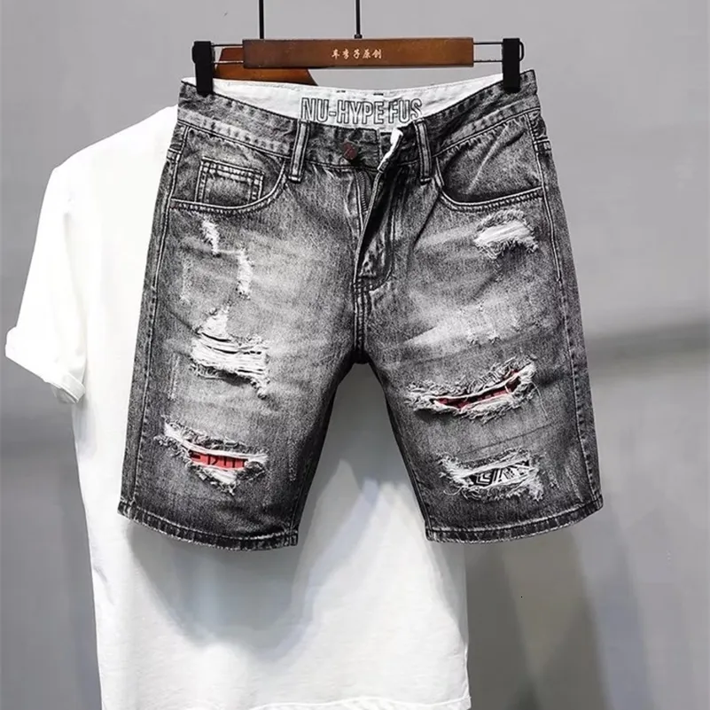 Mode été hommes mode coréenne trou cinq points Denim Shorts lâche droit décontracté jean court pour hommes 240227