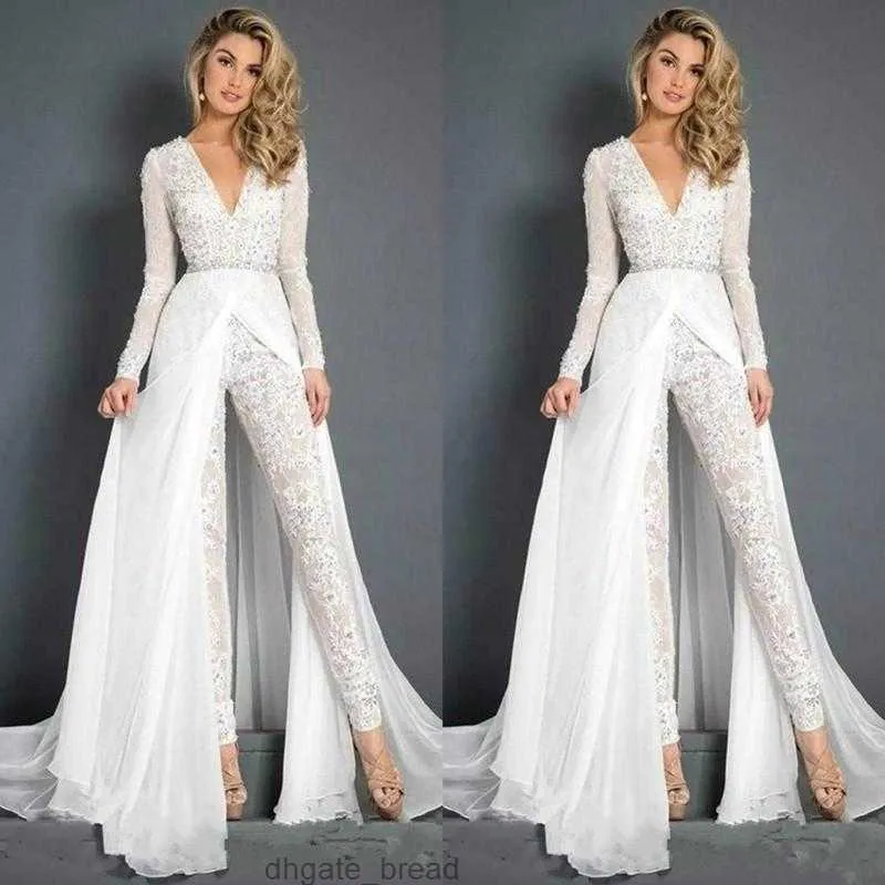 2021 Boheemse Kant Chiffon Trouwjurken Jumpsuits Bruidsjurken Met Overrok Bescheiden V-hals Lange Mouwen Boho Strand Broek Past Bruidsjurk