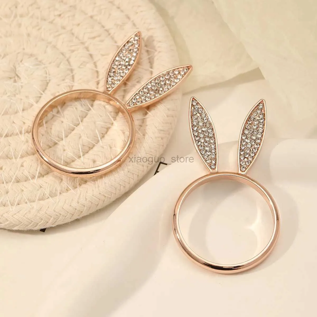 Towel Rings Diamond-Encrusted Alloy Rabbit Head Napkin Ring Easter Decoration Wedding Hotel Table Supplies Family Gathering Table Decoration 240321