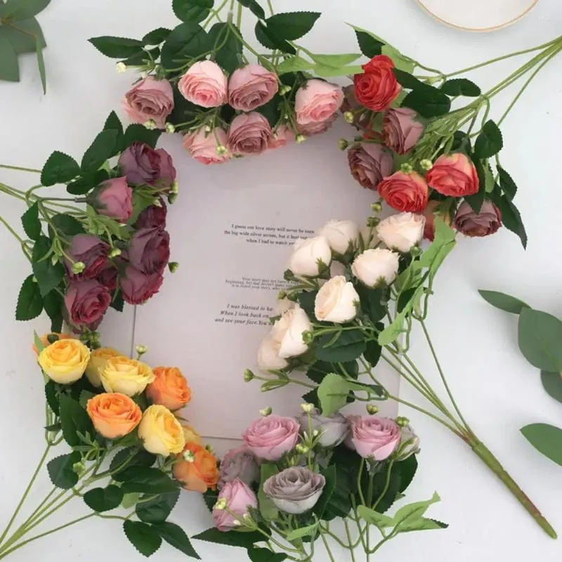 Fiori decorativi Fiore artificiale resistente ai raggi UV Ramo di rosa realistico con stelo 10 teste Decorazione finta per matrimonio domestico A