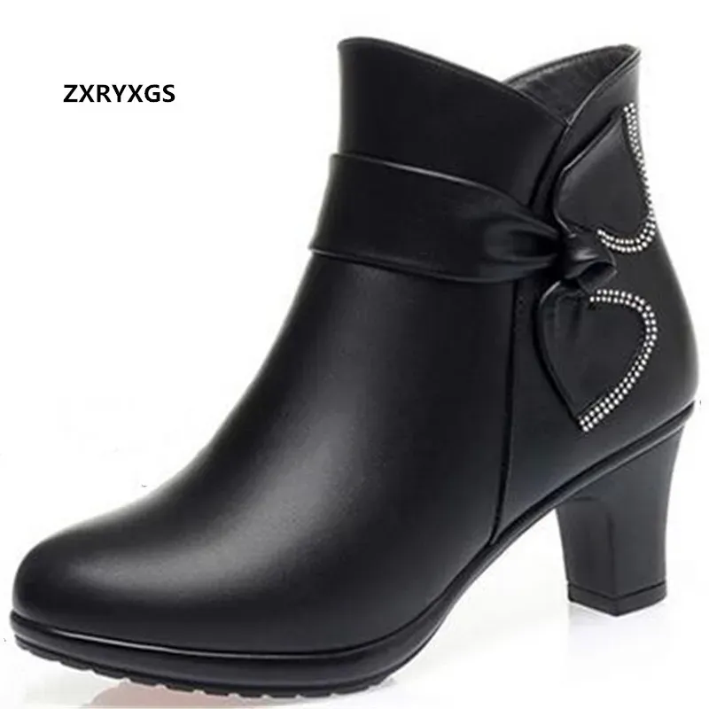 Sandals Zxryxgs Brand Spring Herfst Boots Rhinestone Bow Women Fashion Boots 2022 Nieuwe warme winterschoenen Snow Boots Comfort Hoge hakken 5 cm