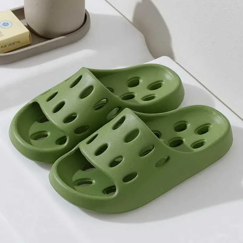 Slippers Bathroom Shower Hollow Out Sandals Women Cheese Slides Summer EVA Shoes Men Soft Anti Slip Flip Flops Indoor01ZE32 H240322