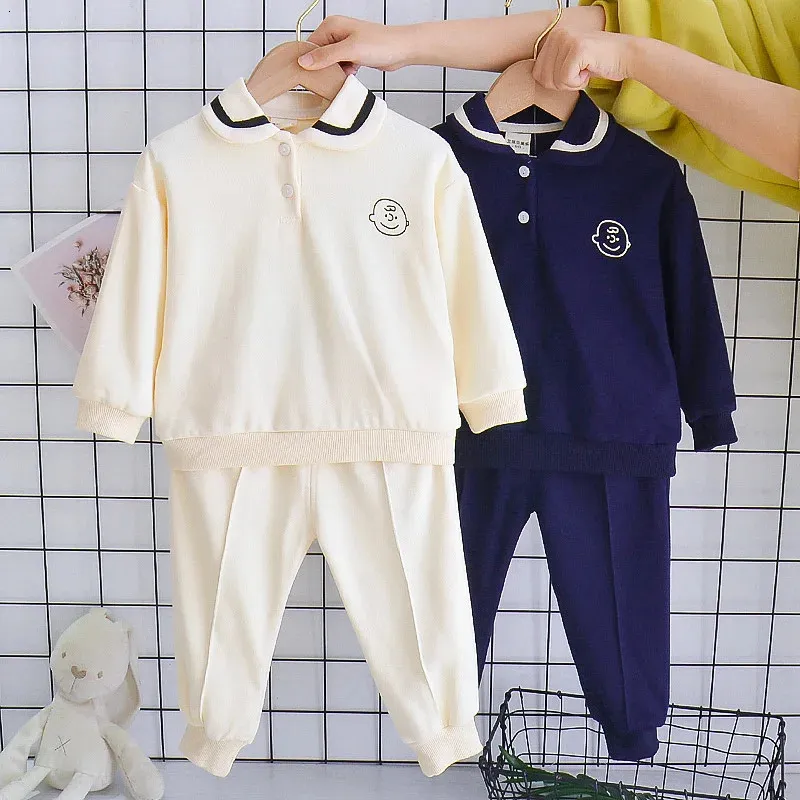 Herfst Baby Meisje Kleding Set Baby Turn-down Kraag Trainingspak Kinderen Lange Mouw Top en Sport Broek Pak outfits Loungewear 240308