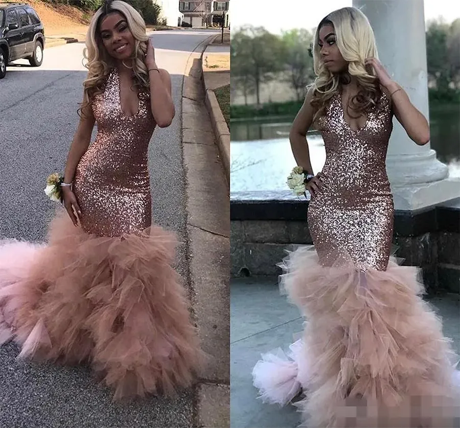 Rose Gold paljetter Prom Dresses Mermaid Sexy Deep V Neck Ruffles Tiered Kjol Tulle Sweep Train Custom Made Formal Evening Party Bowns