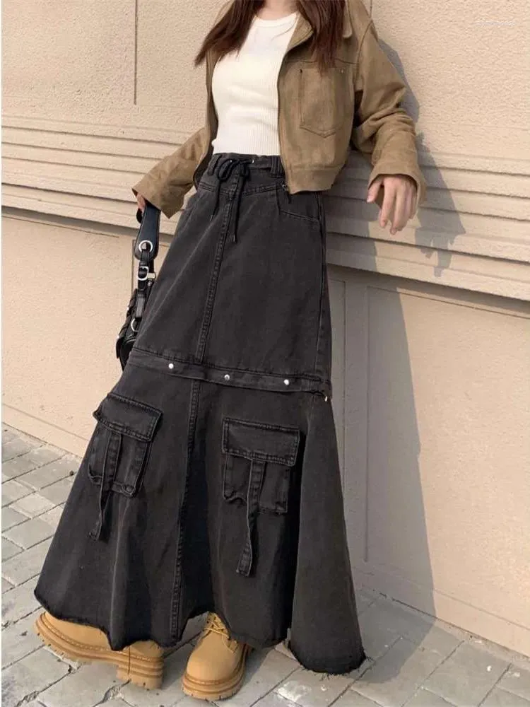 Gonne GUUZYUVIZ Gonna lunga in denim con nappe nere per donna Y2k Streetwear Vita alta staccabile Jeans cargo vintage a coda di pesce femminile