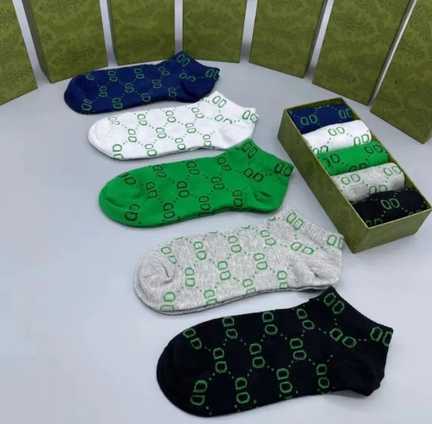 Designer Sock for Men Pończochy Grip Socks Motion Bawełny All-Match Solidny kolor klasyczny hak kostka oddychająca czarna biała koszykówka piłka nożna z bokiem rwj