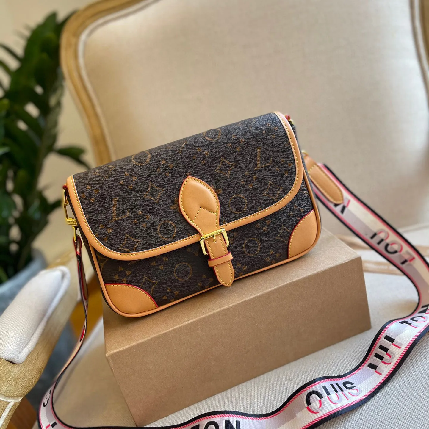 Designerskie torby na ramię TOBES prawdziwy skórzany luksusowy stary kwiat Diane Baguette torebka o dużej pojemności płócienne paski wytłaczane litery kolorowe