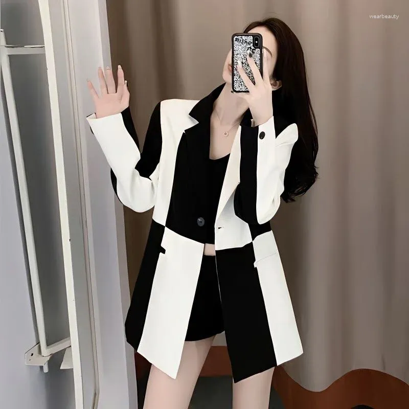 Women's Suits 2024 Spring Autumn Blazer Fashion Design Black White Contrasting Colors Suit Jacket Female Korean Casual Tops